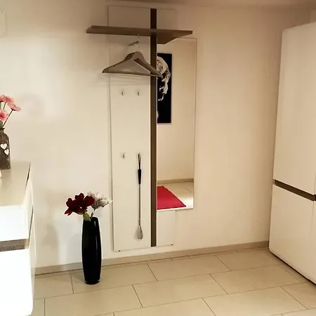 Apartment Mit Sauna Und Schoenem Garten *