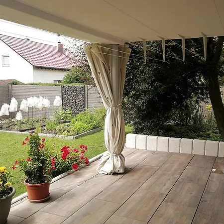 Apartment Mit Sauna Und Schoenem Garten