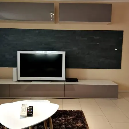 Apartment Mit Sauna Und Schoenem Garten *