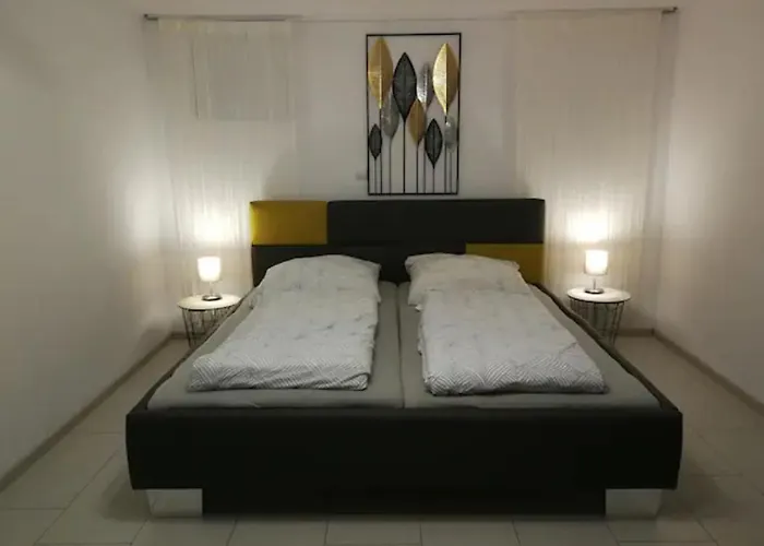 Mit Sauna Und Schoenem Garten * Rottweil